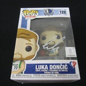Luka Doncic signed Funko Pop! NBA Dallas Mavericks Luka Doncic #128 w/COA